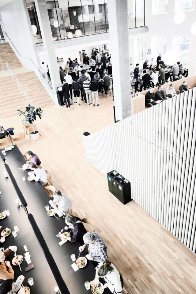 Bica Model 870 Avfallssortering 3x45 liter Åpne innkast Antrasitt